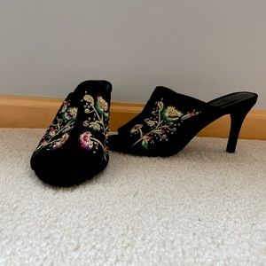 Gorgeous black velvet with gold floral design heels from Urban Outfitters